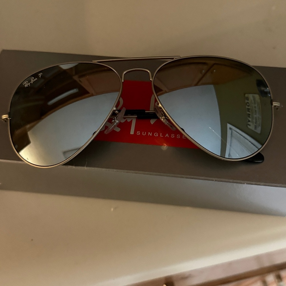 Ray-Ban sunglasses FLASH SALE!